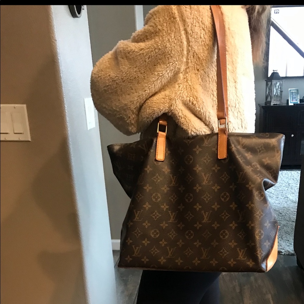 Louis Vuitton Cabas Mezzo
